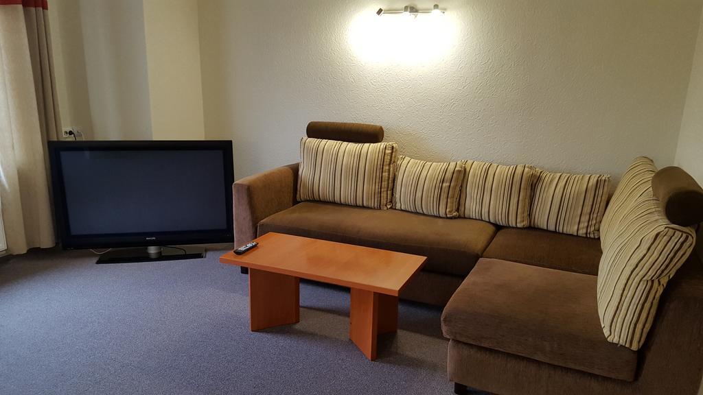 Hotel גולבנה מראה חיצוני תמונה